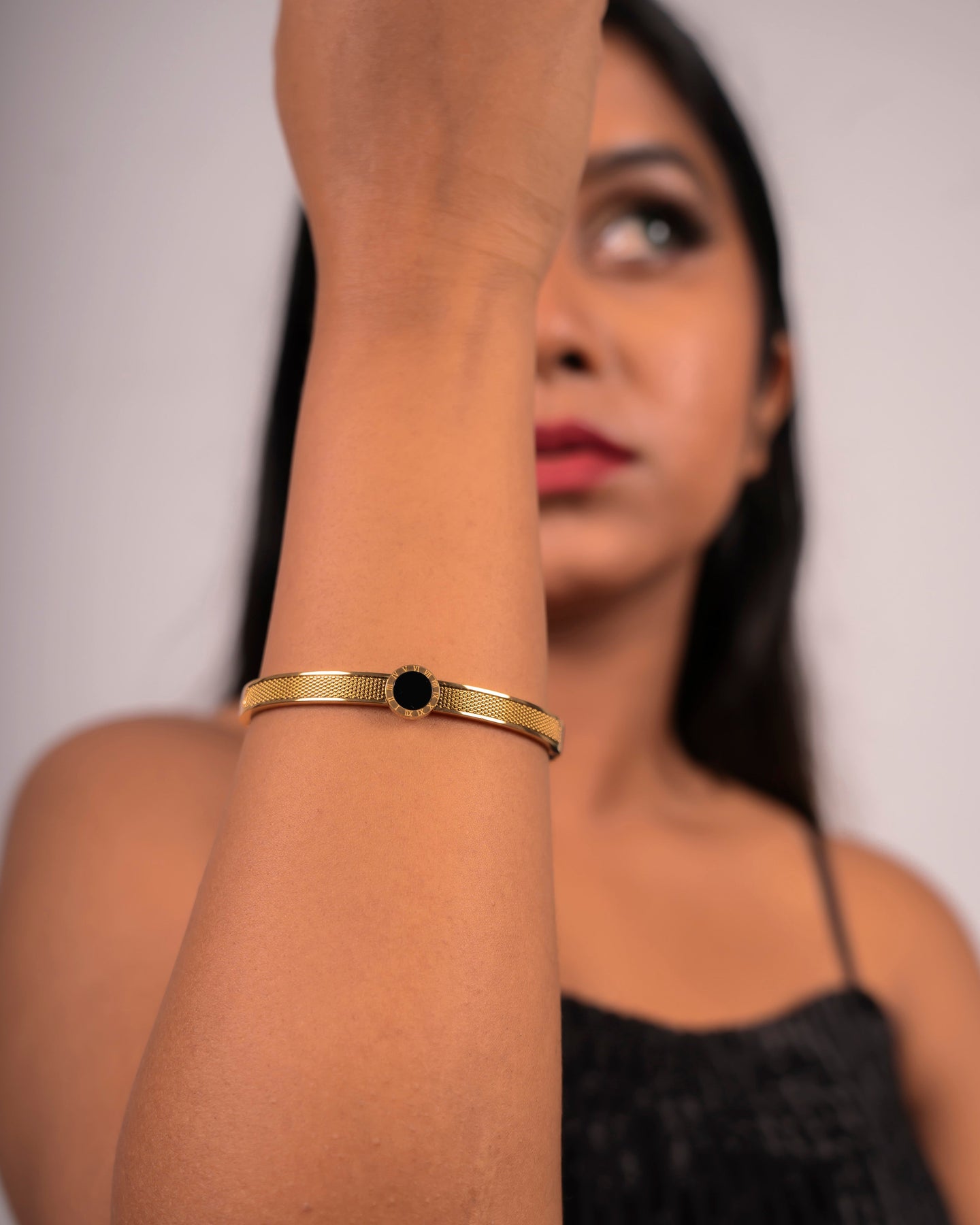 Black Blooming Elegance Cuff Bangle