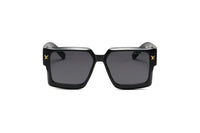 Elvi's Designer Sunglass D04