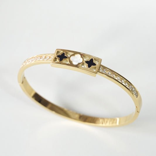 Star Cuff Bangle