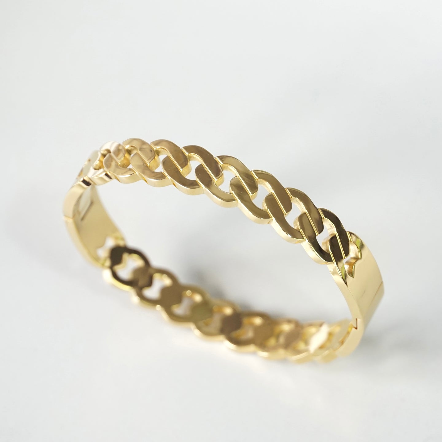 Clio Cuff Bangle