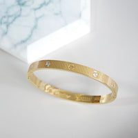 CT Stone Love Bangle D3