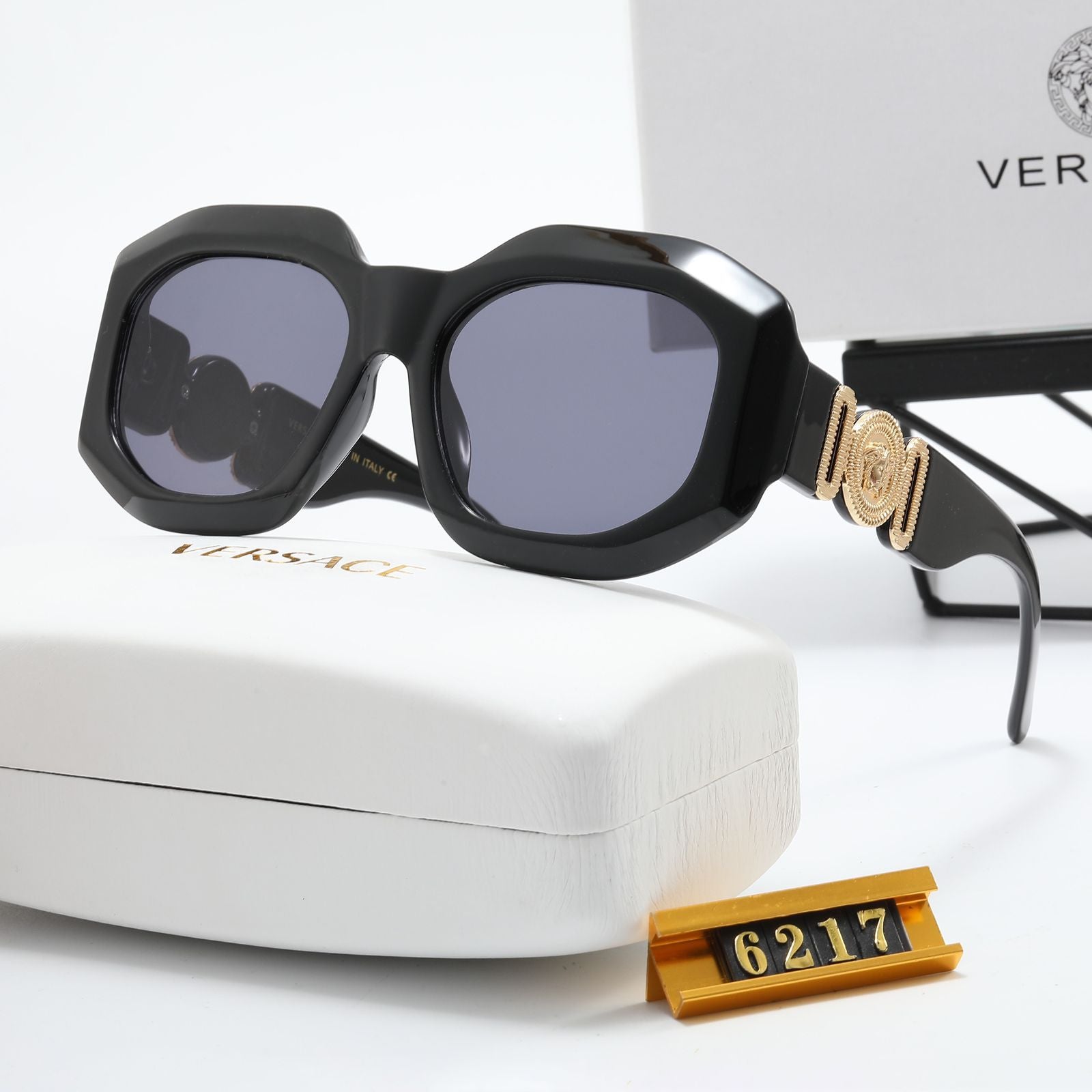 Versa Sunglass D04